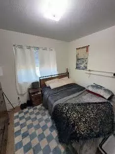 Bedroom - 38 Lewis Ave, Medford, OR 97501 photo 2 of 5