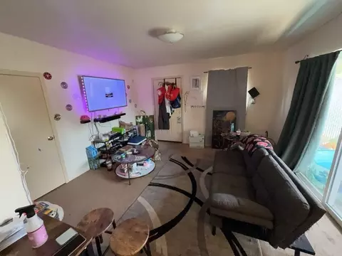 Living - 38 Lewis Ave, Medford, OR 97501 photo 1 of 1