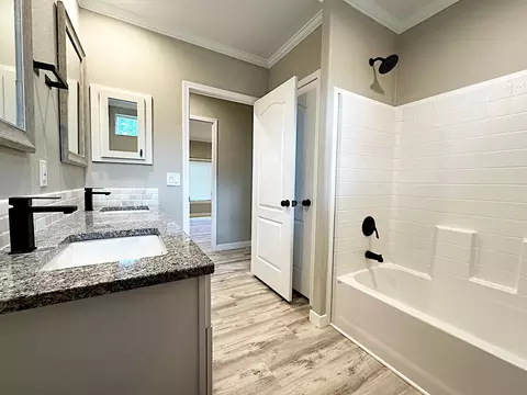 61170 Chuckanut Dr, Bend, OR 97702 photo 28