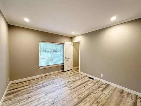 61170 Chuckanut Dr, Bend, OR 97702 photo 25