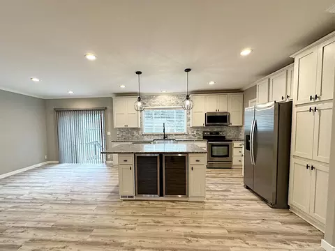 61170 Chuckanut Dr, Bend, OR 97702 photo 9