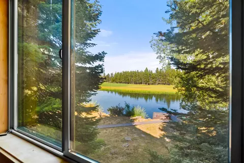 View/Area - 56514 Eclipse Dr, Bend, OR 97707 photo 6 of 8