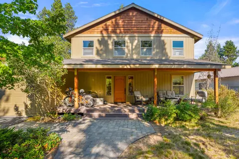 Exterior - 56514 Eclipse Dr, Bend, OR 97707 photo 3 of 7