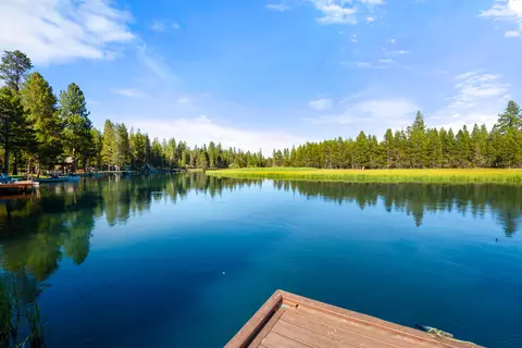 View/Area - 56514 Eclipse Dr, Bend, OR 97707 photo 2 of 8
