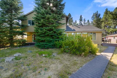 Exterior - 56514 Eclipse Dr, Bend, OR 97707 photo 5 of 7