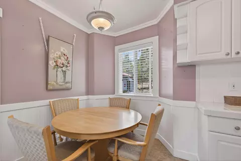 Dining - 65043 85th St, Bend, OR 97703 photo 1 of 2