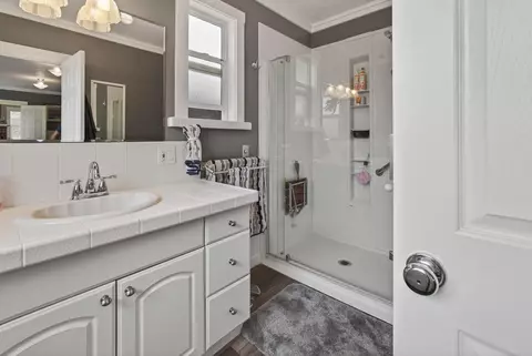 Bath - 65043 85th St, Bend, OR 97703 photo 1 of 5