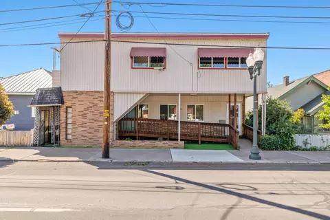 1146 Pine St, Klamath Falls, OR 97601