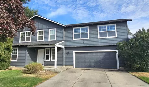 3331 SW Juniper Ave, Redmond, OR 97756
