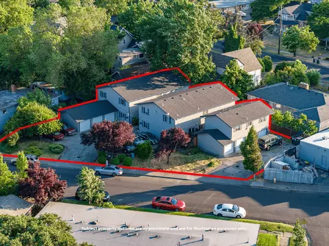 516 J St, Medford, OR 97501