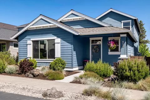 20864 SE Sunniberg Ln, Bend, OR 97702