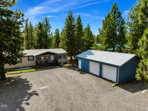 15957 Sparks Dr, La Pine, OR 97739