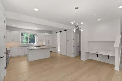 Entry Way - 61309 Howe Way, Bend, OR 97702 photo 1 of 3