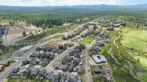 View/Area - 61309 Howe Way, Bend, OR 97702 photo 6 of 9