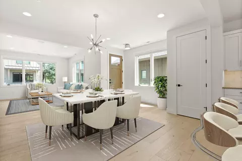 Dining - 61309 Howe Way, Bend, OR 97702 photo 1 of 2
