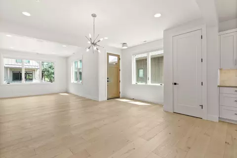 Living - 61309 Howe Way, Bend, OR 97702 photo 3 of 7