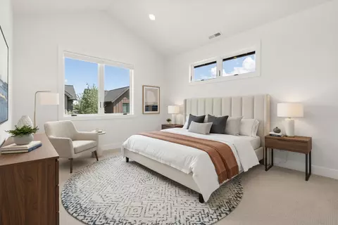 Bedroom - 61309 Howe Way, Bend, OR 97702 photo 1 of 5