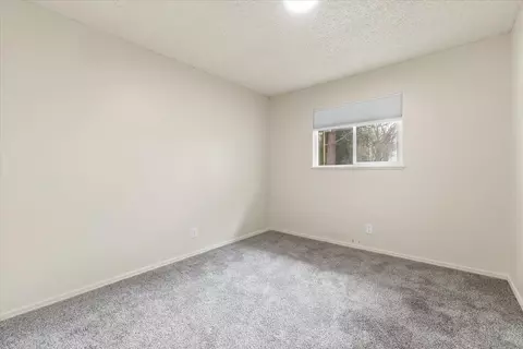 Bedroom - 643 Covered Bridge Rd, Rogue River, OR 97537 photo 1 of 3