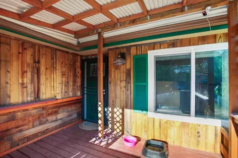 805 Redwood Ave, Butte Falls, OR 97522