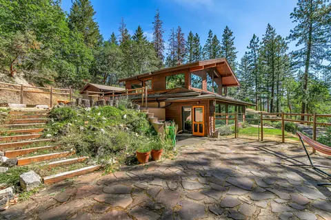 2175 Tolman Creek Rd, Ashland, OR 97520