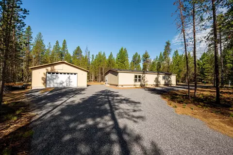 52267 Caribou Rd, La Pine, OR 97739