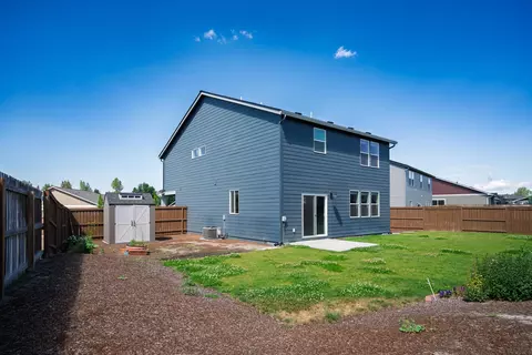 Exterior - 3829 Pointer Dr, Klamath Falls, OR 97603 photo 2 of 4