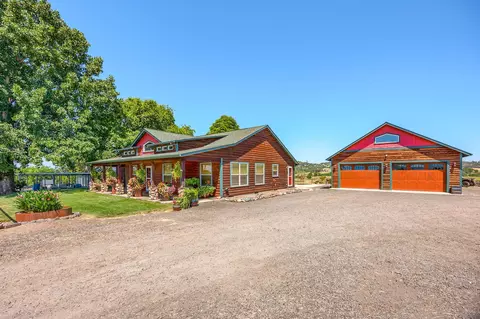 2511 Alta Vista Rd, Eagle Point, OR 97524