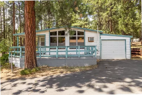 16907 Ponderosa Ln, Klamath Falls, OR 97601