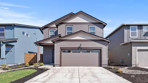 61160 Splendor Ln, Bend, OR 97702