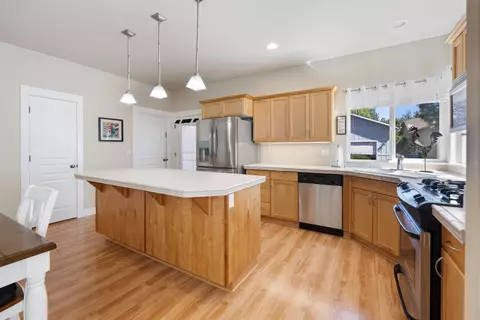 20280 Halfway Rd, Bend, OR 97703 photo 8