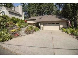 5032 SW Sw 39th Dr, Portland, OR 97201