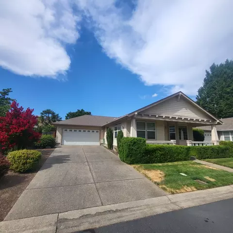 2186 Marie Dr, Grants Pass, OR 97526