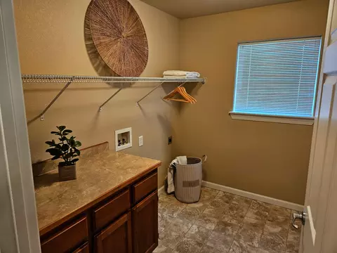 Other - 332 Cheney Loop, Central Point, OR 97502 photo 5 of 6