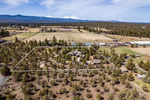 View/Area - 18355 Pinehurst Rd, Bend, OR 97703 photo 3 of 3