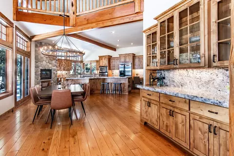 Dining - 18355 Pinehurst Rd, Bend, OR 97703 photo 2 of 2
