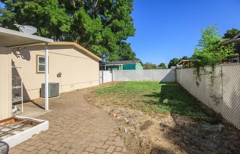 633 E Archwood Dr UNIT 44, Eagle Point, OR 97524 photo 19