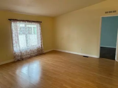 633 E Archwood Dr UNIT 44, Eagle Point, OR 97524 photo 6
