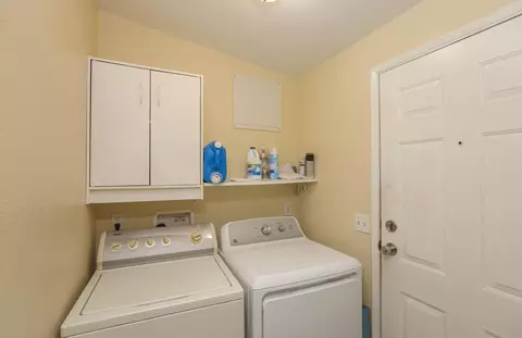 633 E Archwood Dr UNIT 44, Eagle Point, OR 97524 photo 16