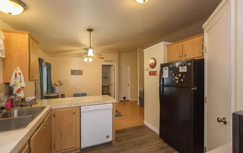 633 E Archwood Dr UNIT 44, Eagle Point, OR 97524 photo 9
