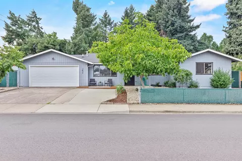 1430 S Oakdale Ave, Medford, OR 97501