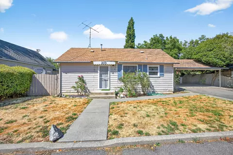 213 Arbor St # A & B, Rogue River, OR 97537