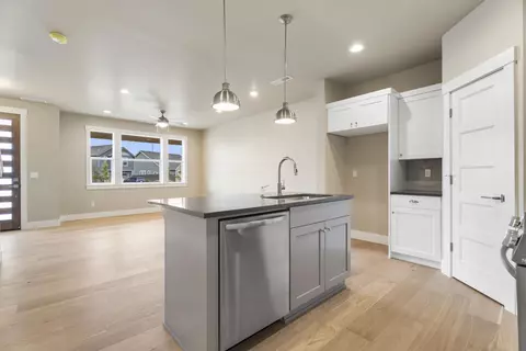 3965 SW Coyote Ave #LOT 155, Redmond, OR 97756