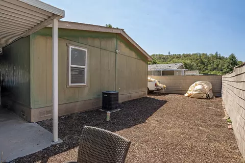 633 E Archwood Dr #89, Eagle Point, OR 97524 photo 15