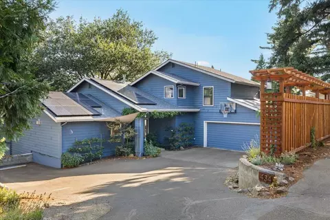434 Monte Vista Dr, Ashland, OR 97520