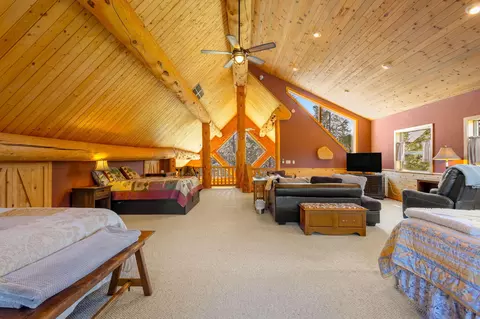 Bedroom - 17337 Elsinore Rd, Bend, OR 97707 photo 7 of 9