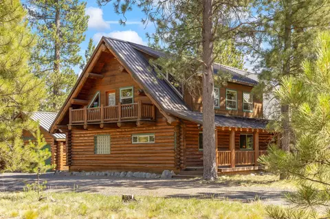 Exterior - 17337 Elsinore Rd, Bend, OR 97707 photo 6 of 7