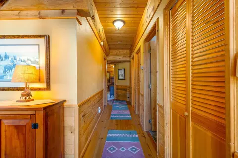 Entry Way - 17337 Elsinore Rd, Bend, OR 97707 photo 1 of 2