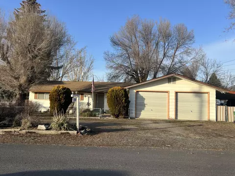 3519 Onyx Ave, Klamath Falls, OR 97603