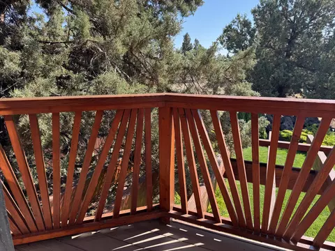 Exterior - 67134 Central St, Bend, OR 97703 photo 5 of 8