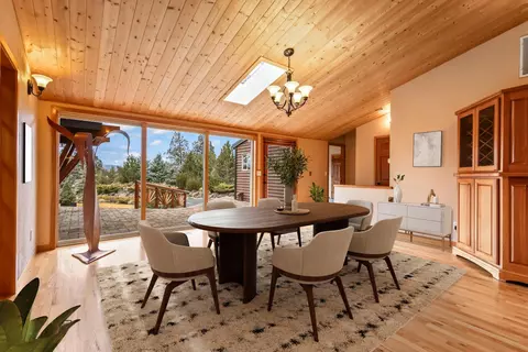 Dining - 67134 Central St, Bend, OR 97703 photo 1 of 2